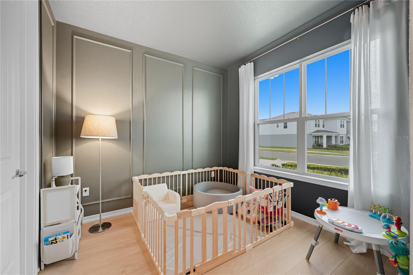WINDING MDWS - Residential