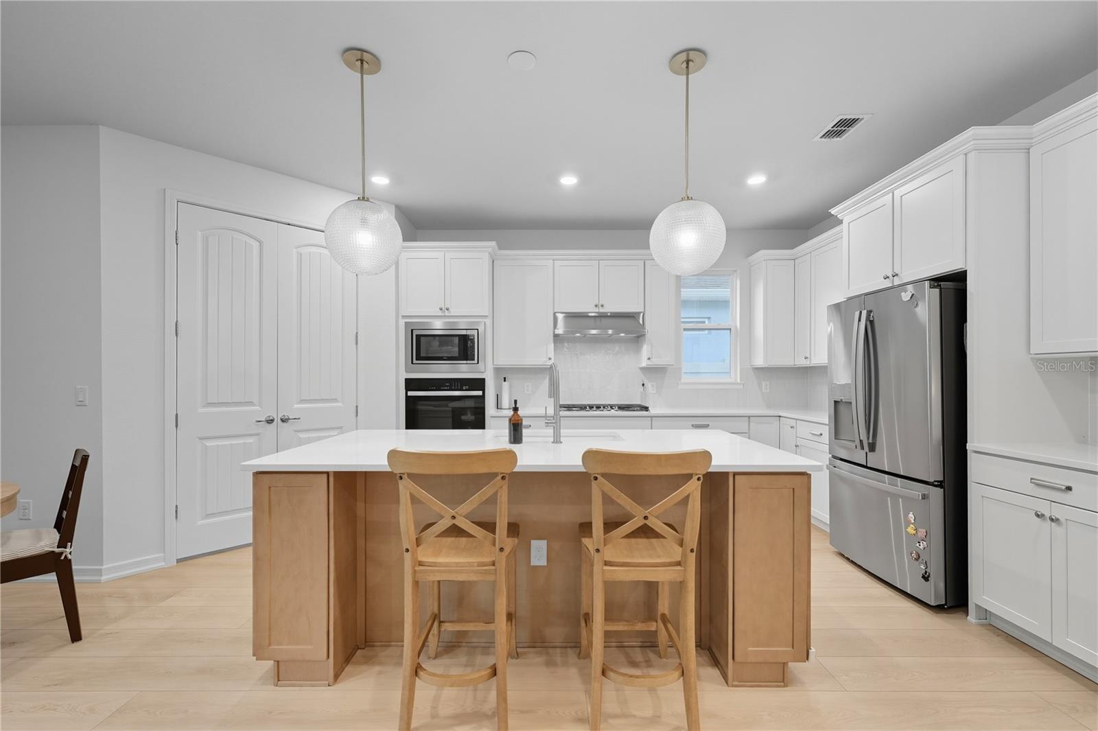 WINDING MDWS - Residential