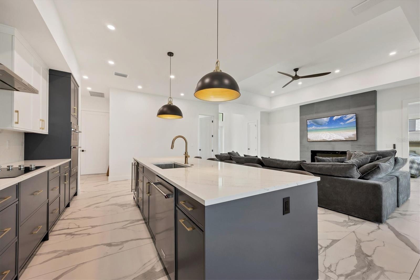 ROTONDA WEST WHITE MARSH - Residential