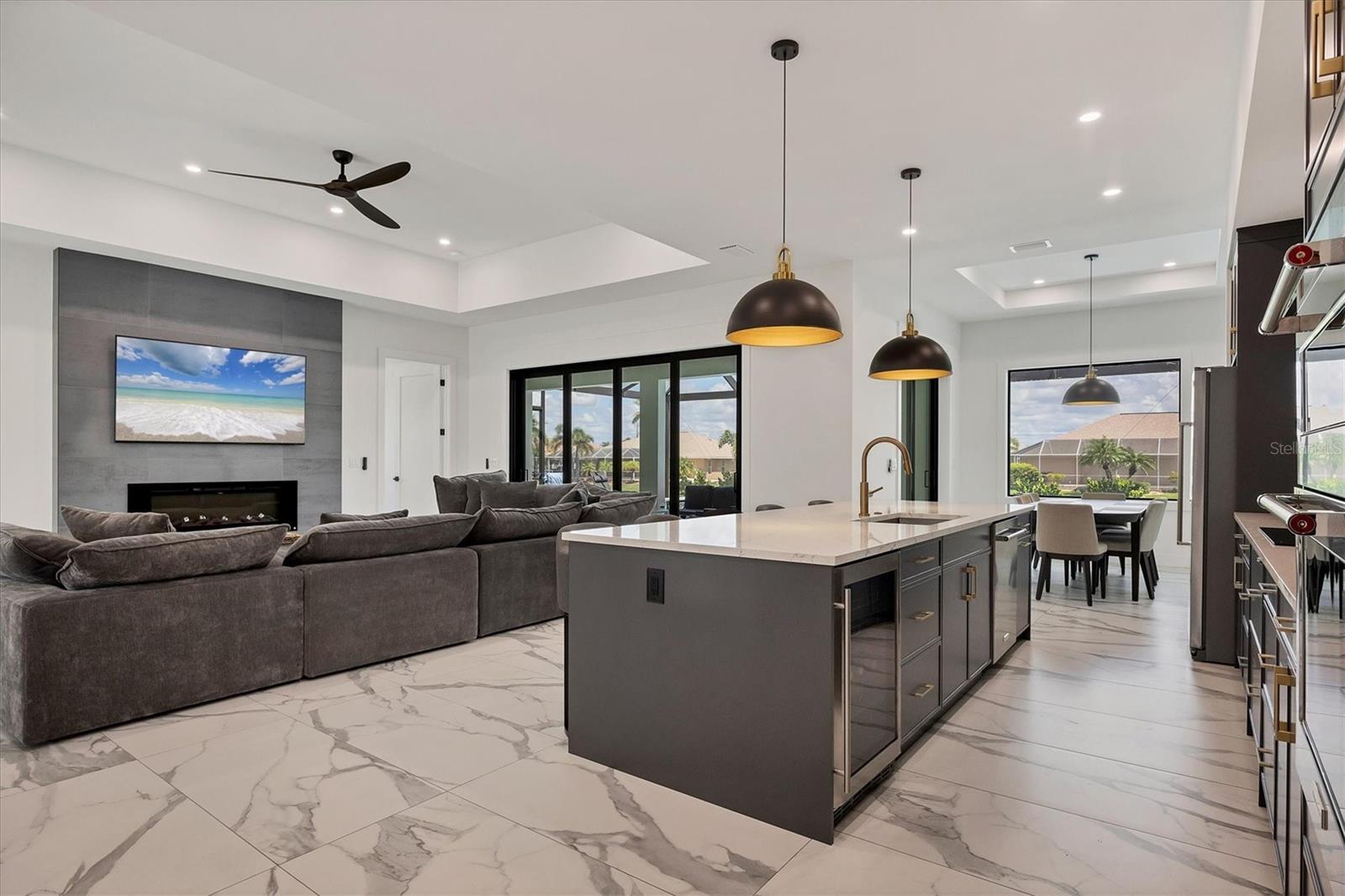 ROTONDA WEST WHITE MARSH - Residential