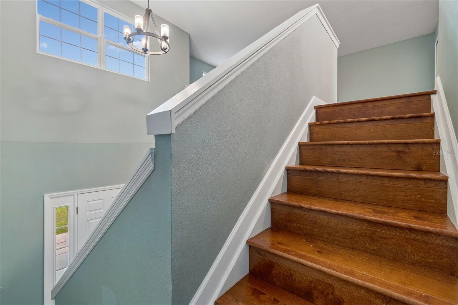 ROYAL HIGHLANDS - Residential