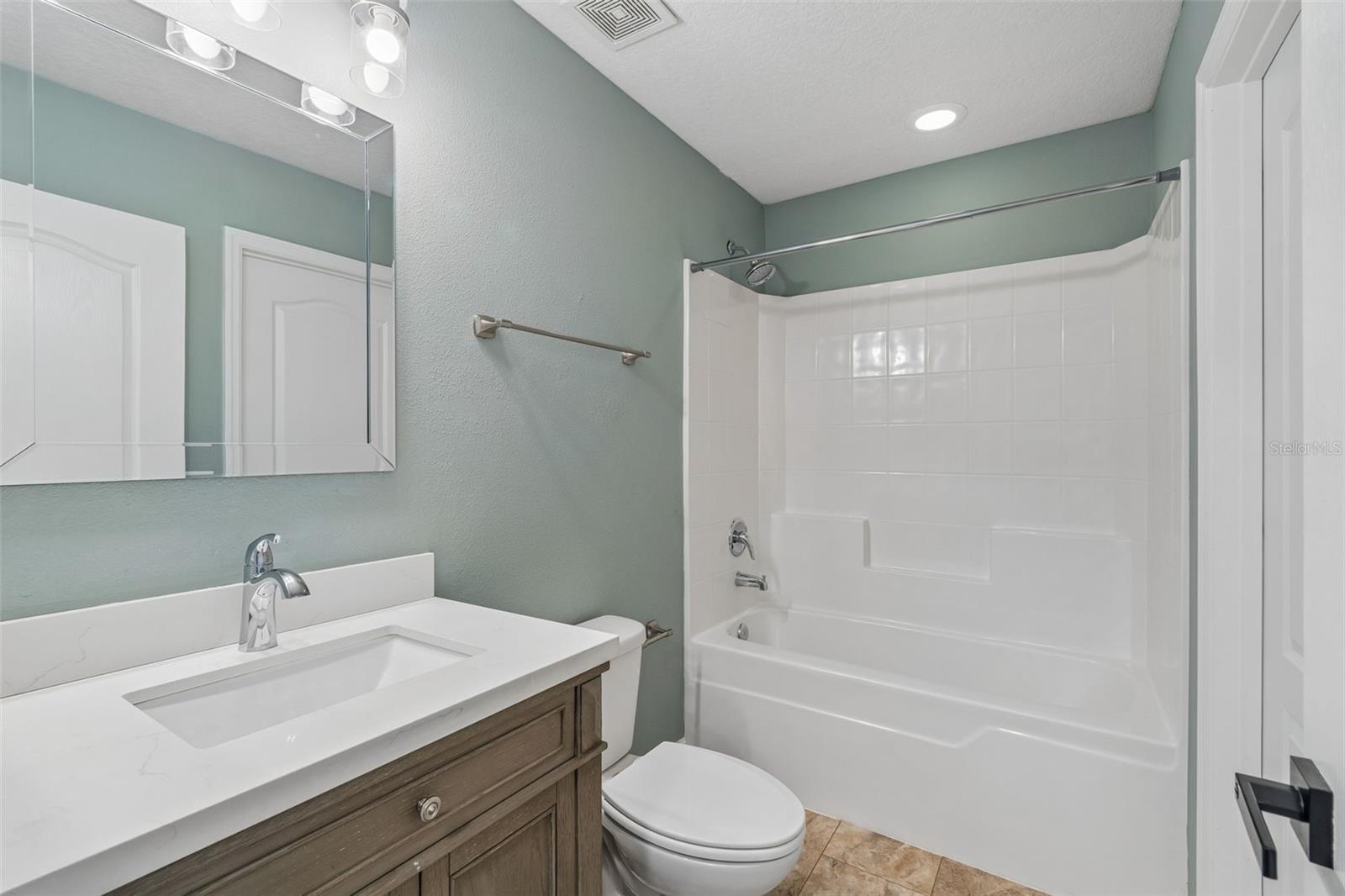 ROYAL HIGHLANDS - Residential