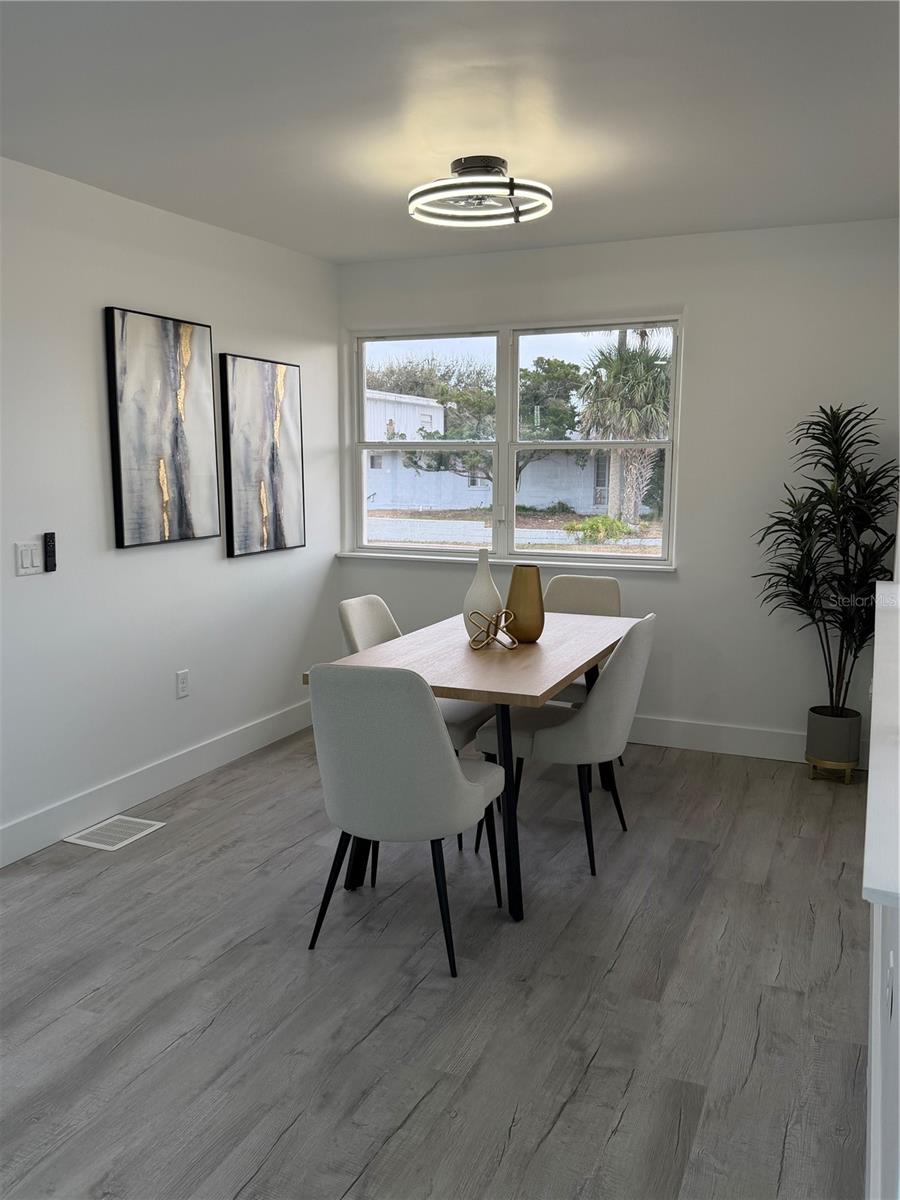 2061 S PENINSULA DRIVE