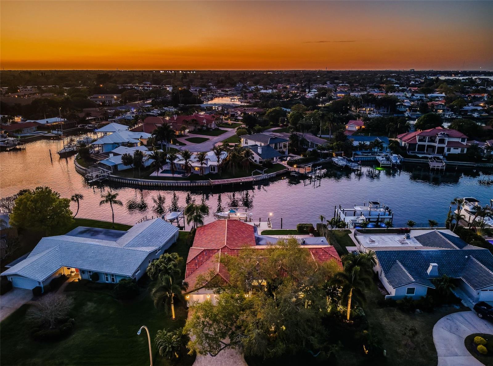 VENETIAN ISLES - Residential