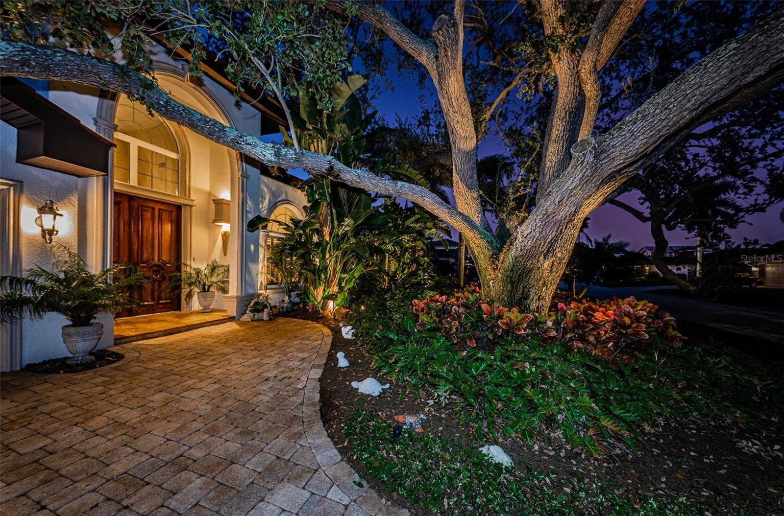 VENETIAN ISLES - Residential