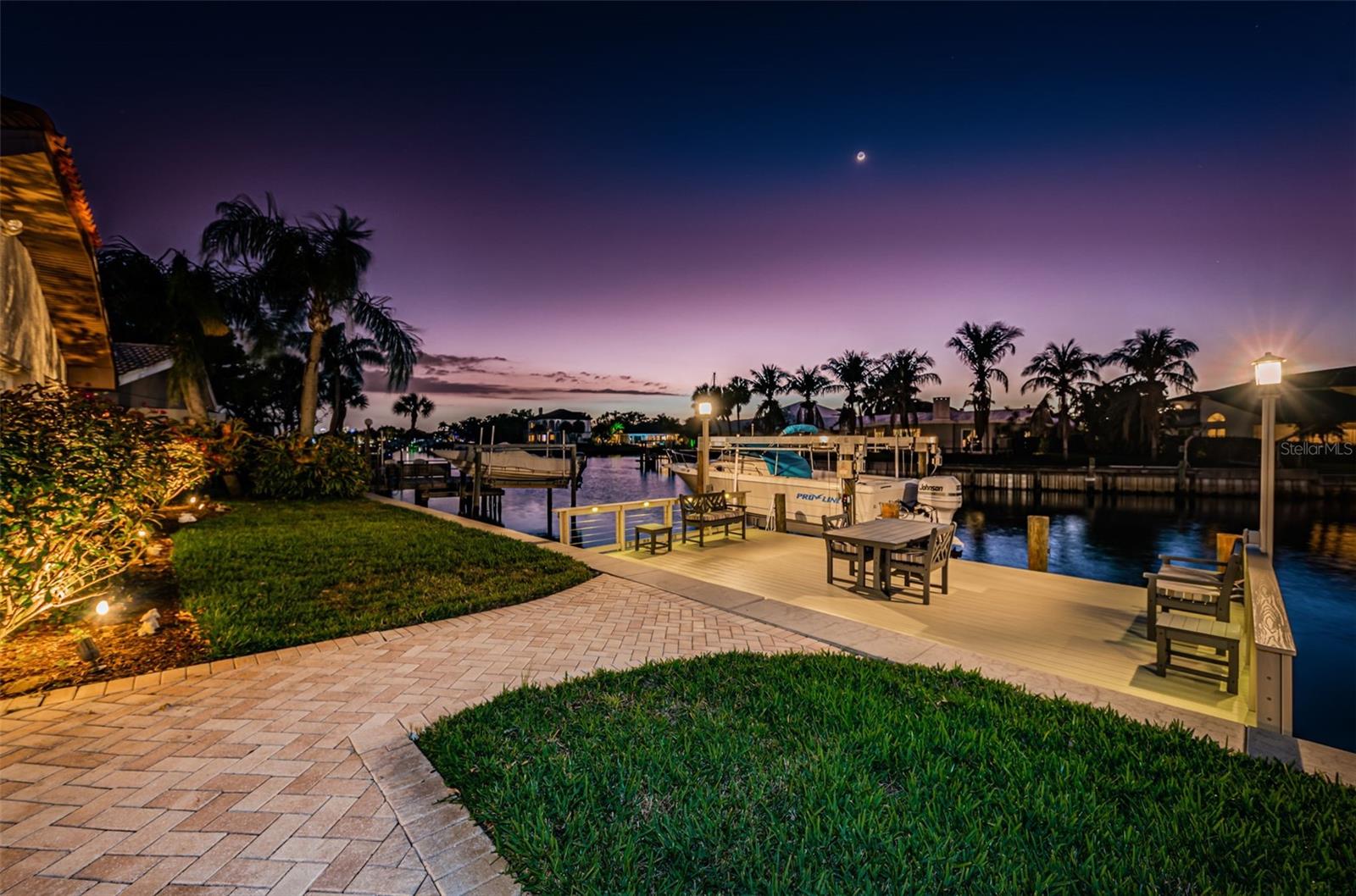 VENETIAN ISLES - Residential