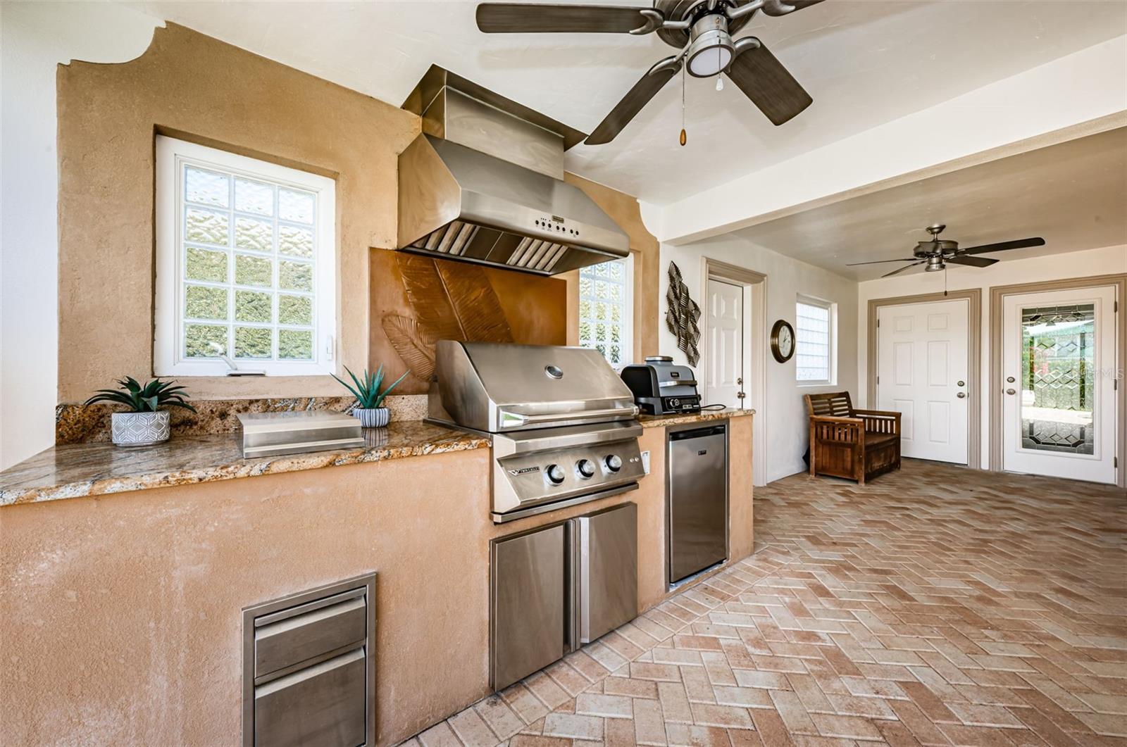 VENETIAN ISLES - Residential