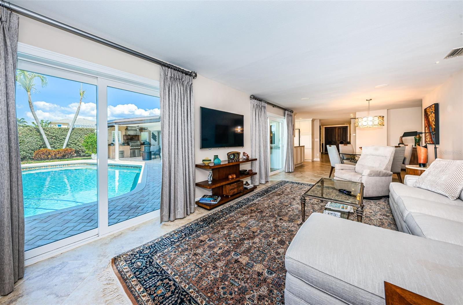 VENETIAN ISLES - Residential