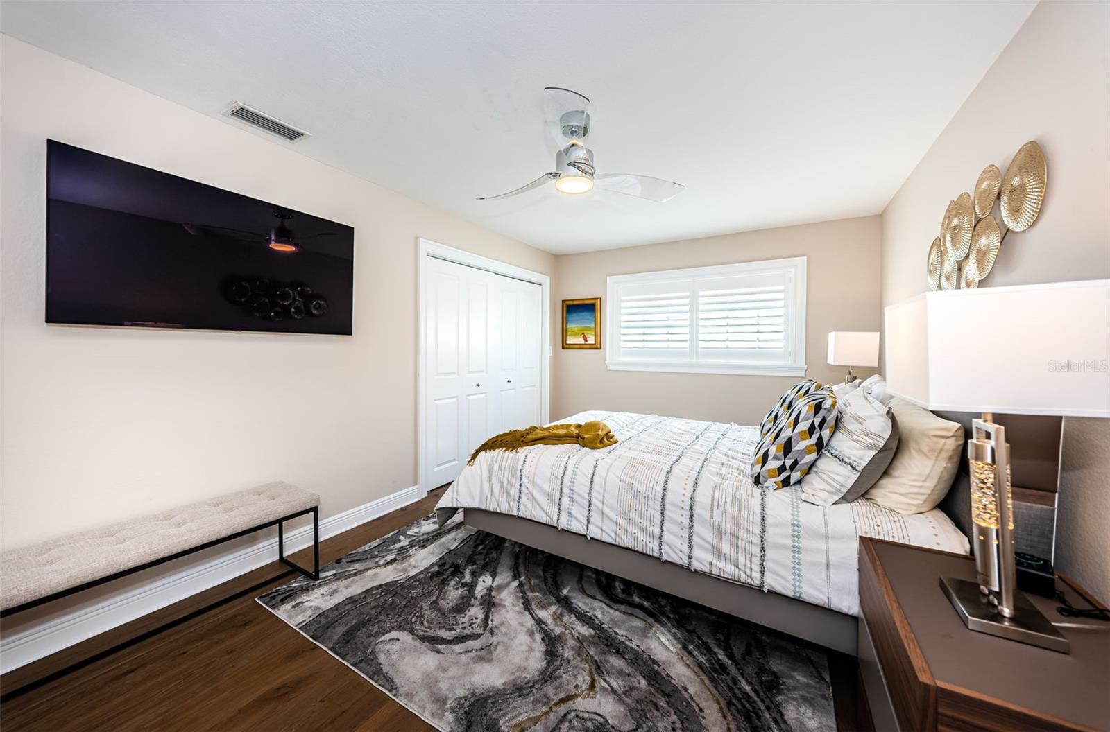 VENETIAN ISLES - Residential