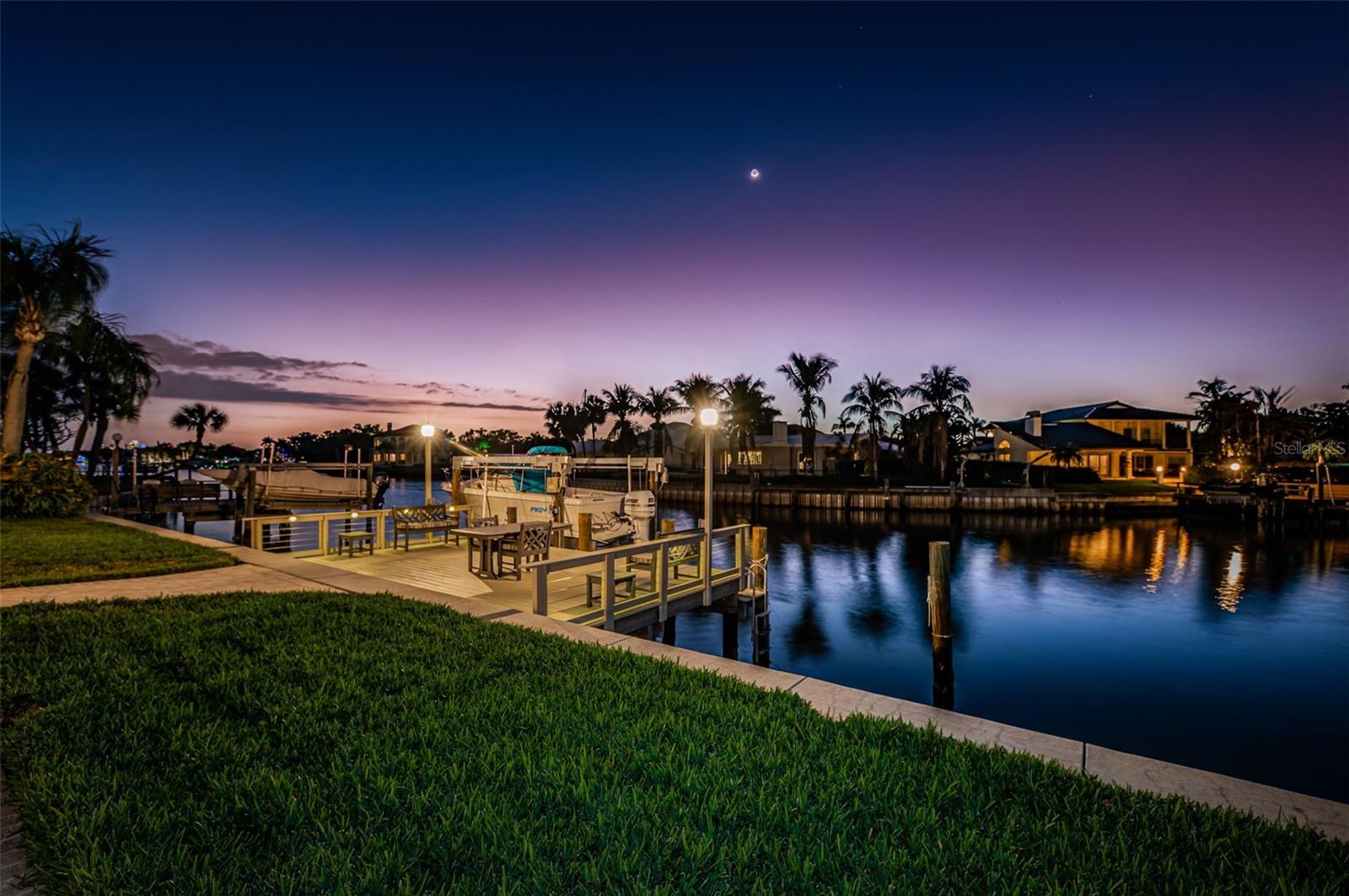 VENETIAN ISLES - Residential