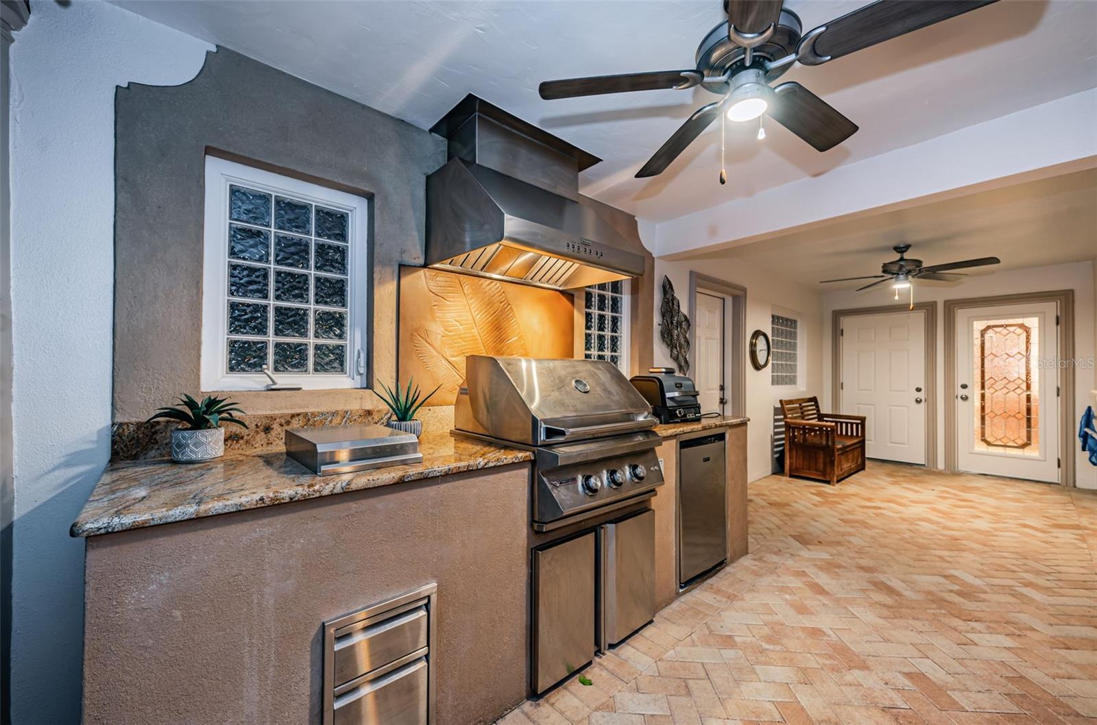 VENETIAN ISLES - Residential