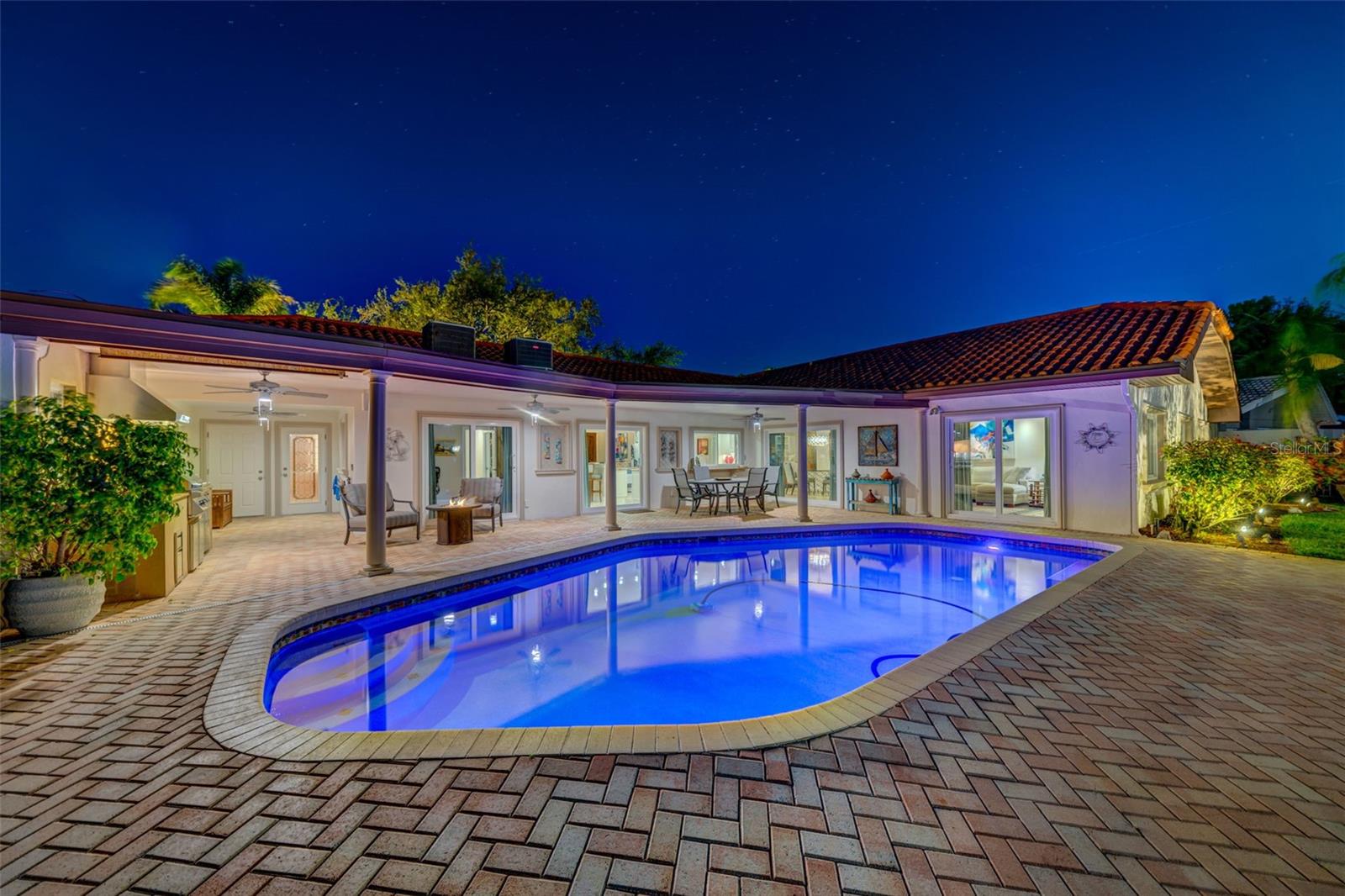 VENETIAN ISLES - Residential