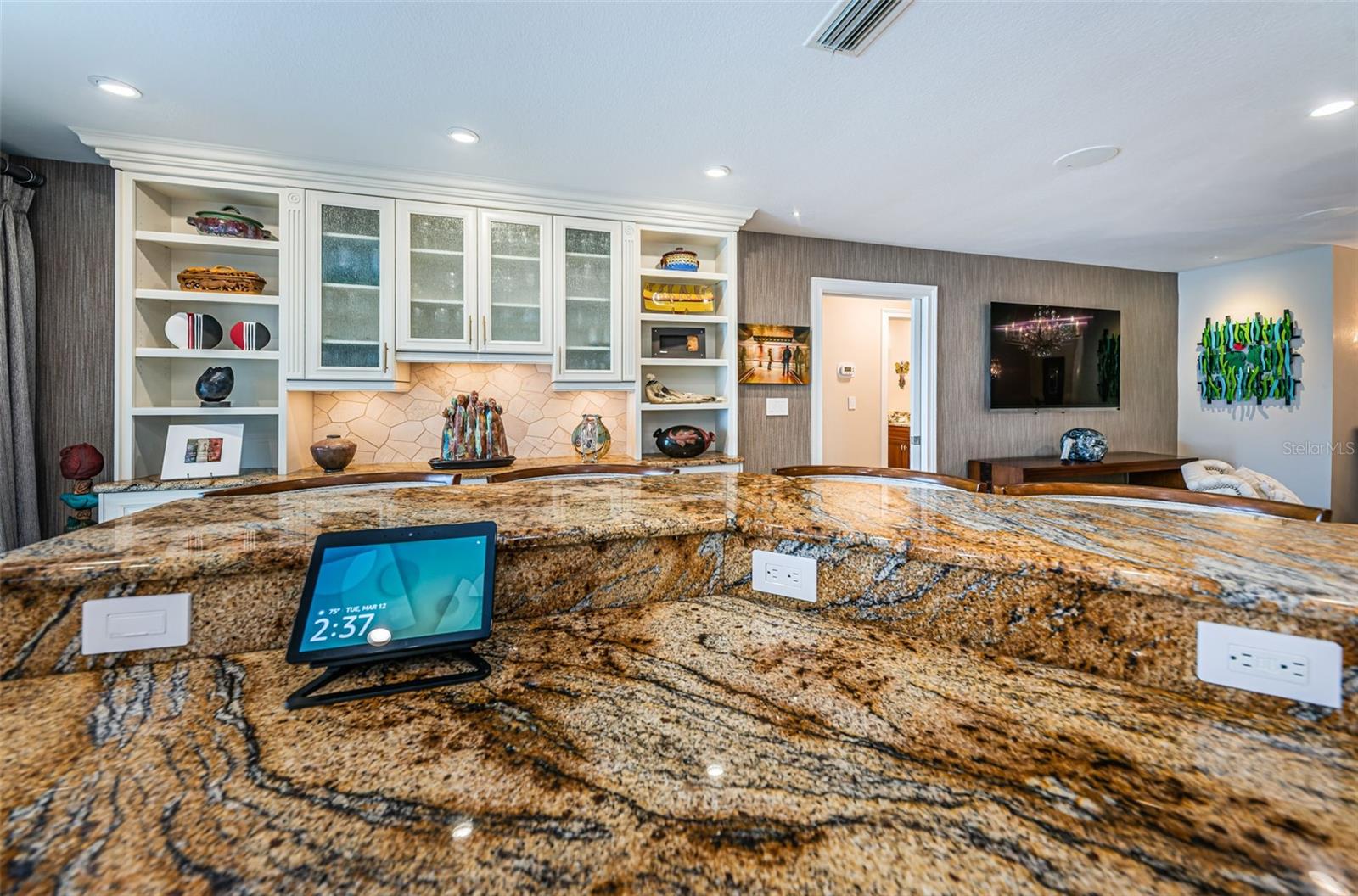 VENETIAN ISLES - Residential