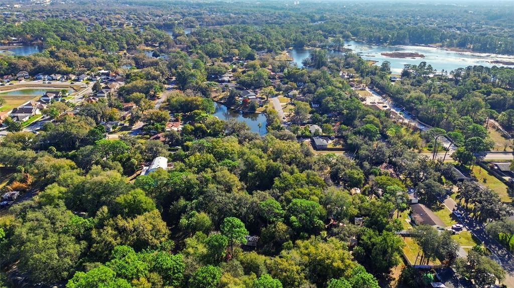 Photo of 932 Country Club Road, Sanford, FL 32773 (MLS # O6385805)