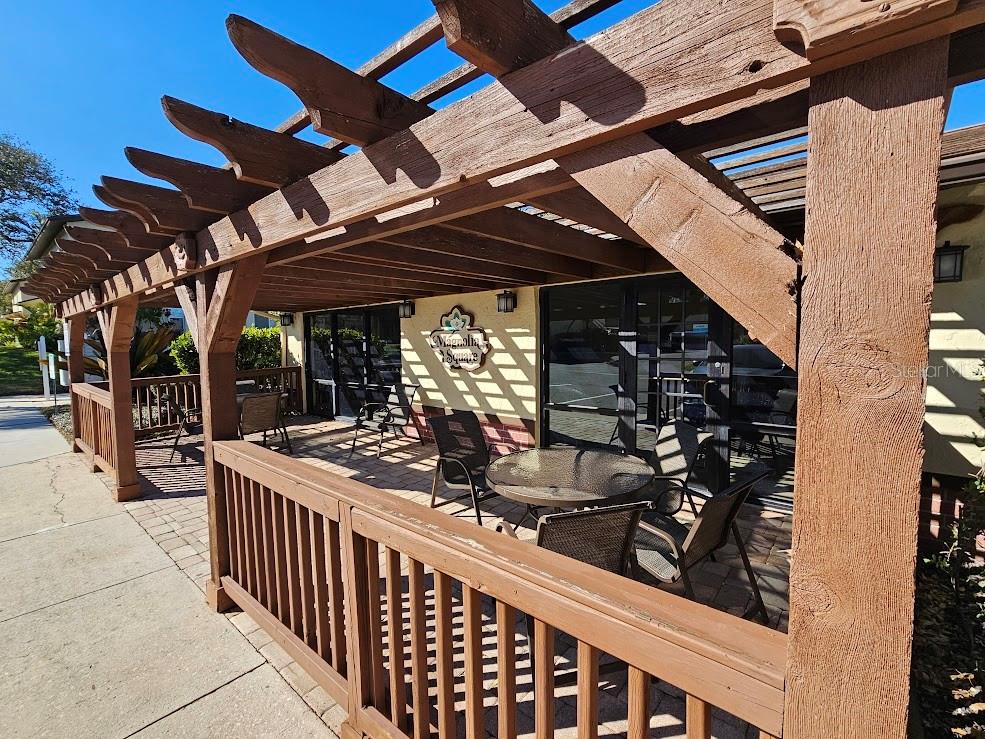 MAGNOLIA SQUARE CONDO INC - Residential