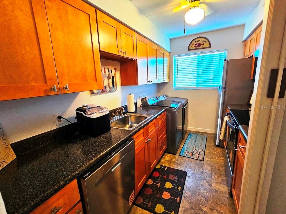 MAGNOLIA SQUARE CONDO INC - Residential