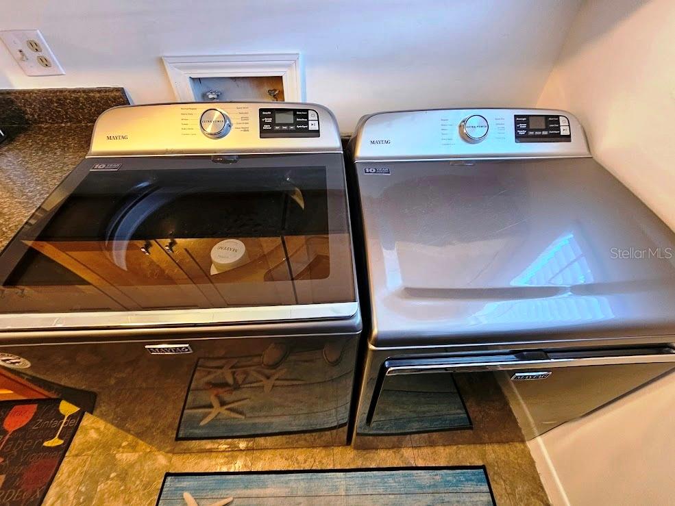 MAGNOLIA SQUARE CONDO INC - Residential