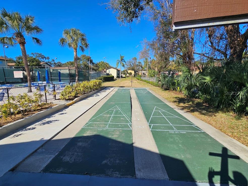 MAGNOLIA SQUARE CONDO INC - Residential