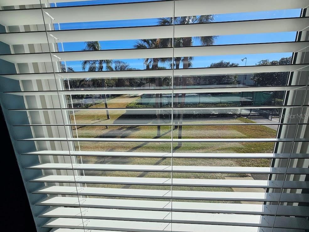 MAGNOLIA SQUARE CONDO INC - Residential