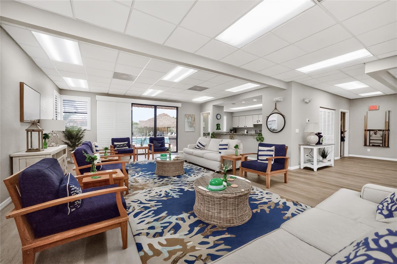 DOLPHIN CLUB PH 01 - Residential