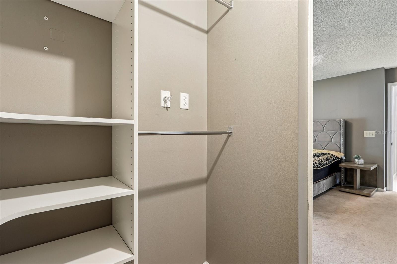 COUNTRY LANE - Residential