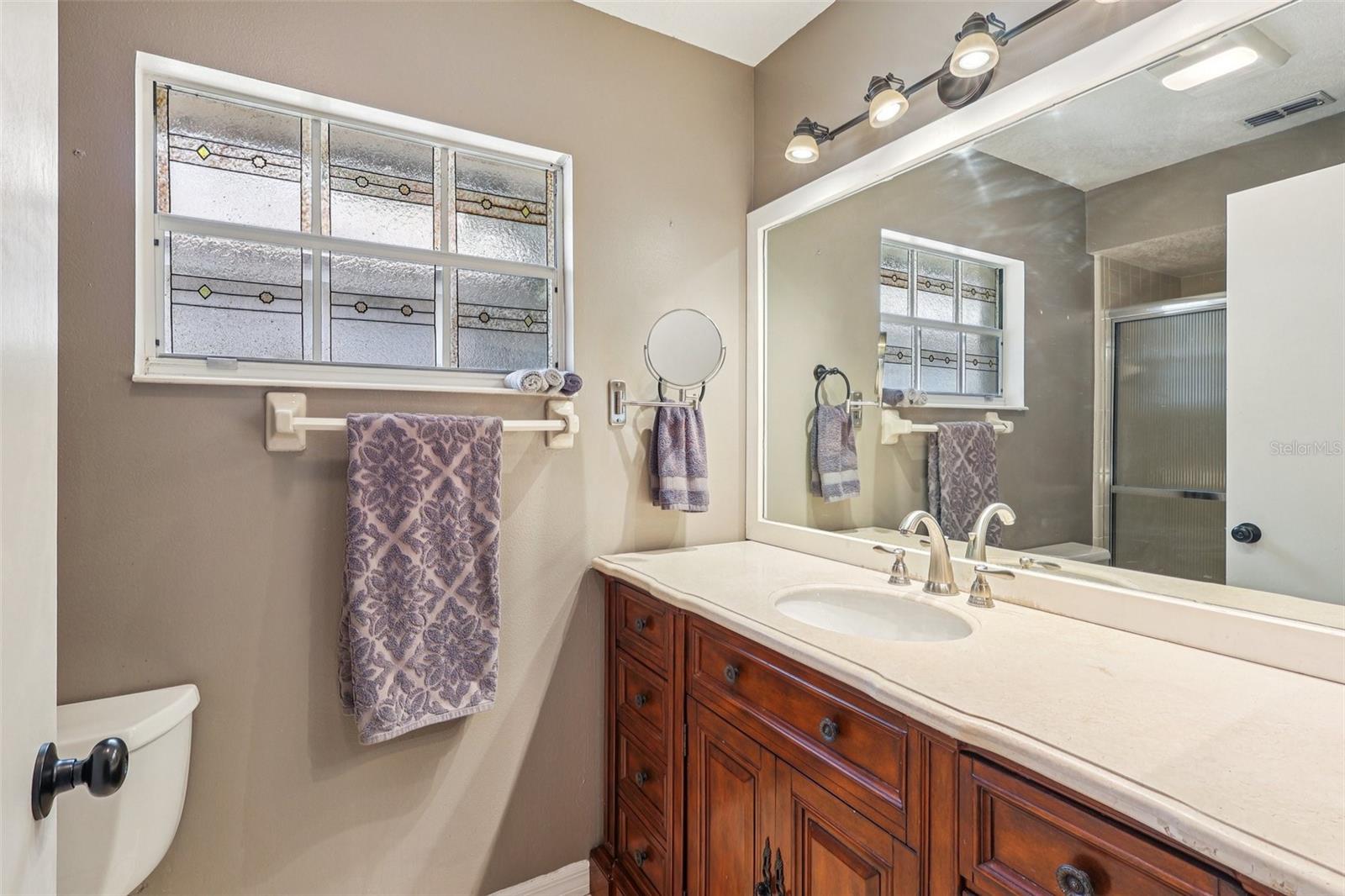 COUNTRY LANE - Residential