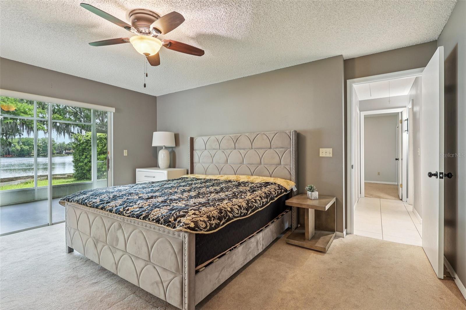 COUNTRY LANE - Residential