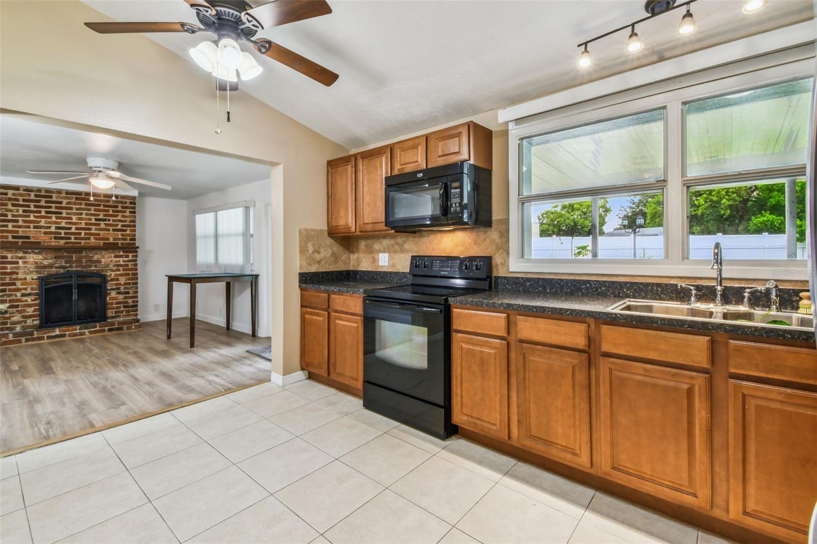 2707 SAN MARCO PLACE