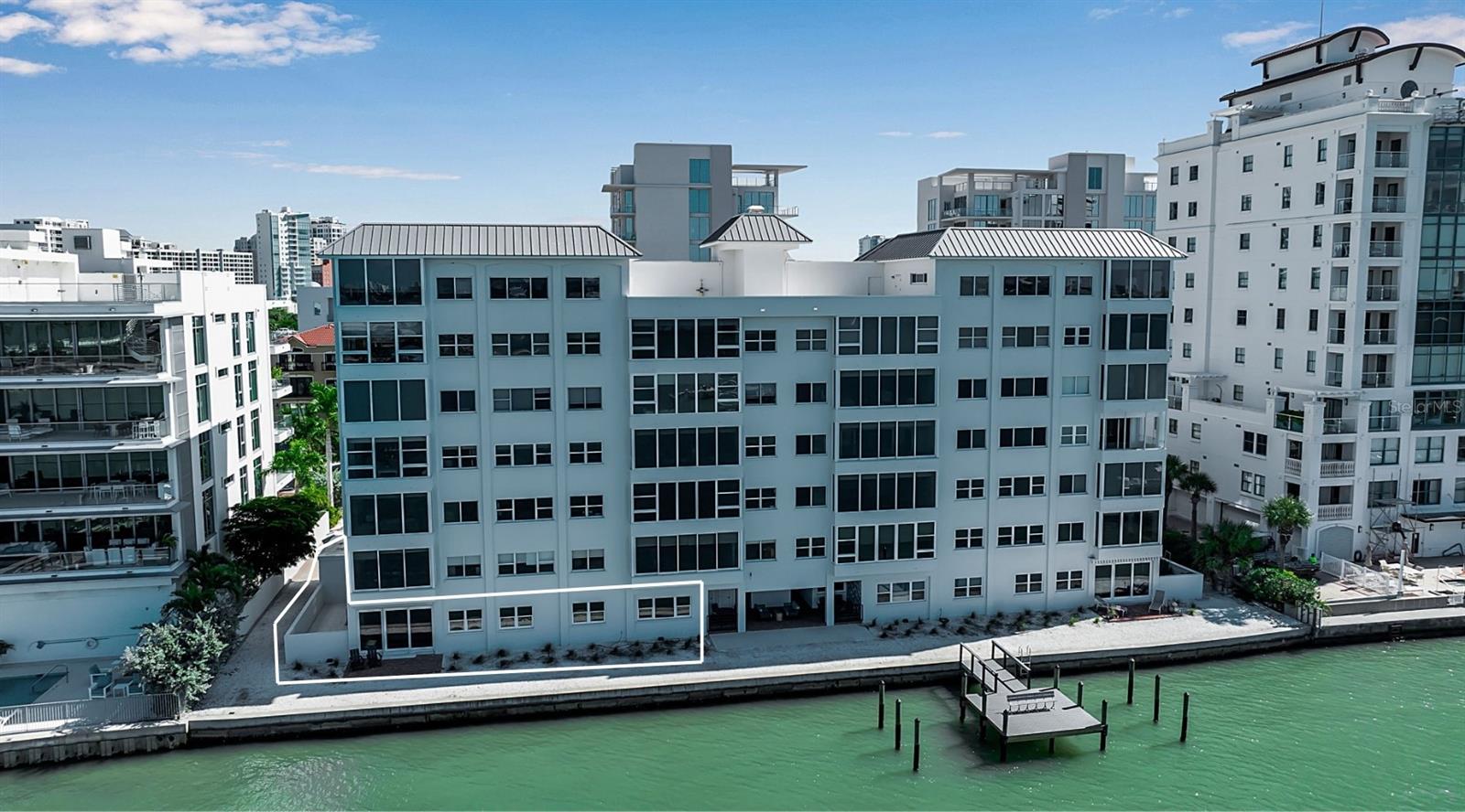 226 GOLDEN GATE POINT 12