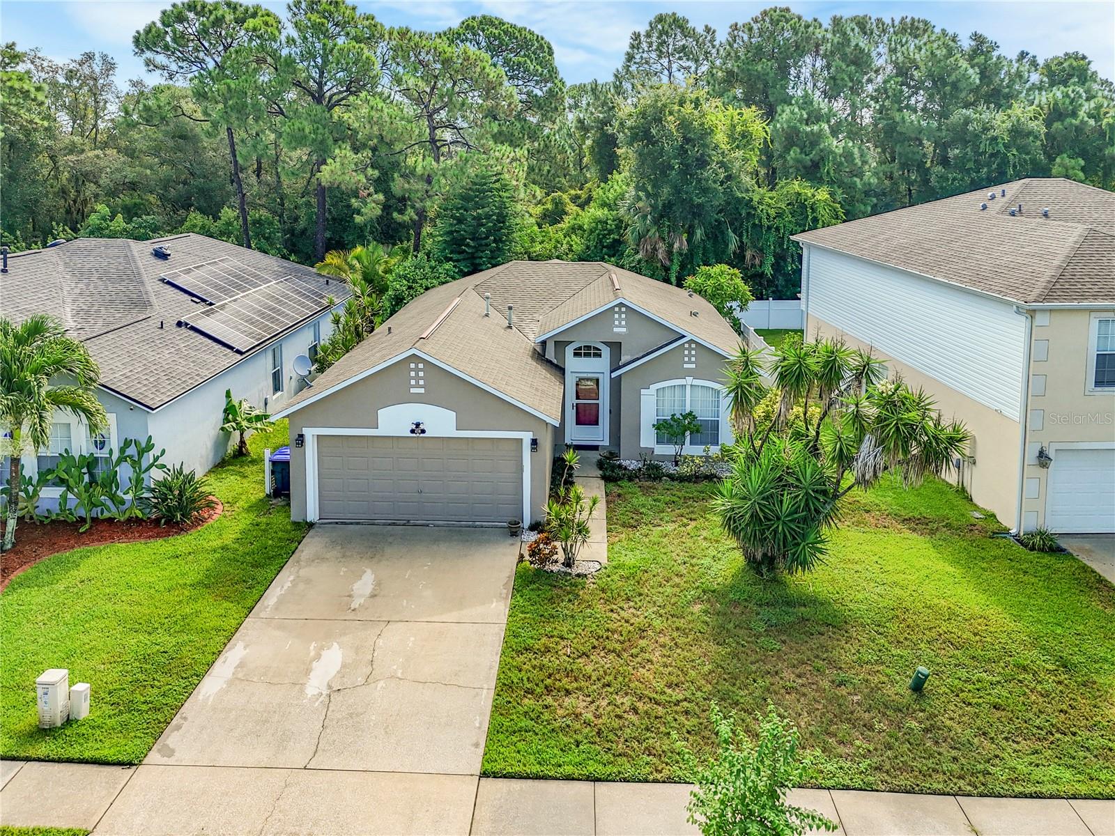 PLANTATION OAKS - Residential