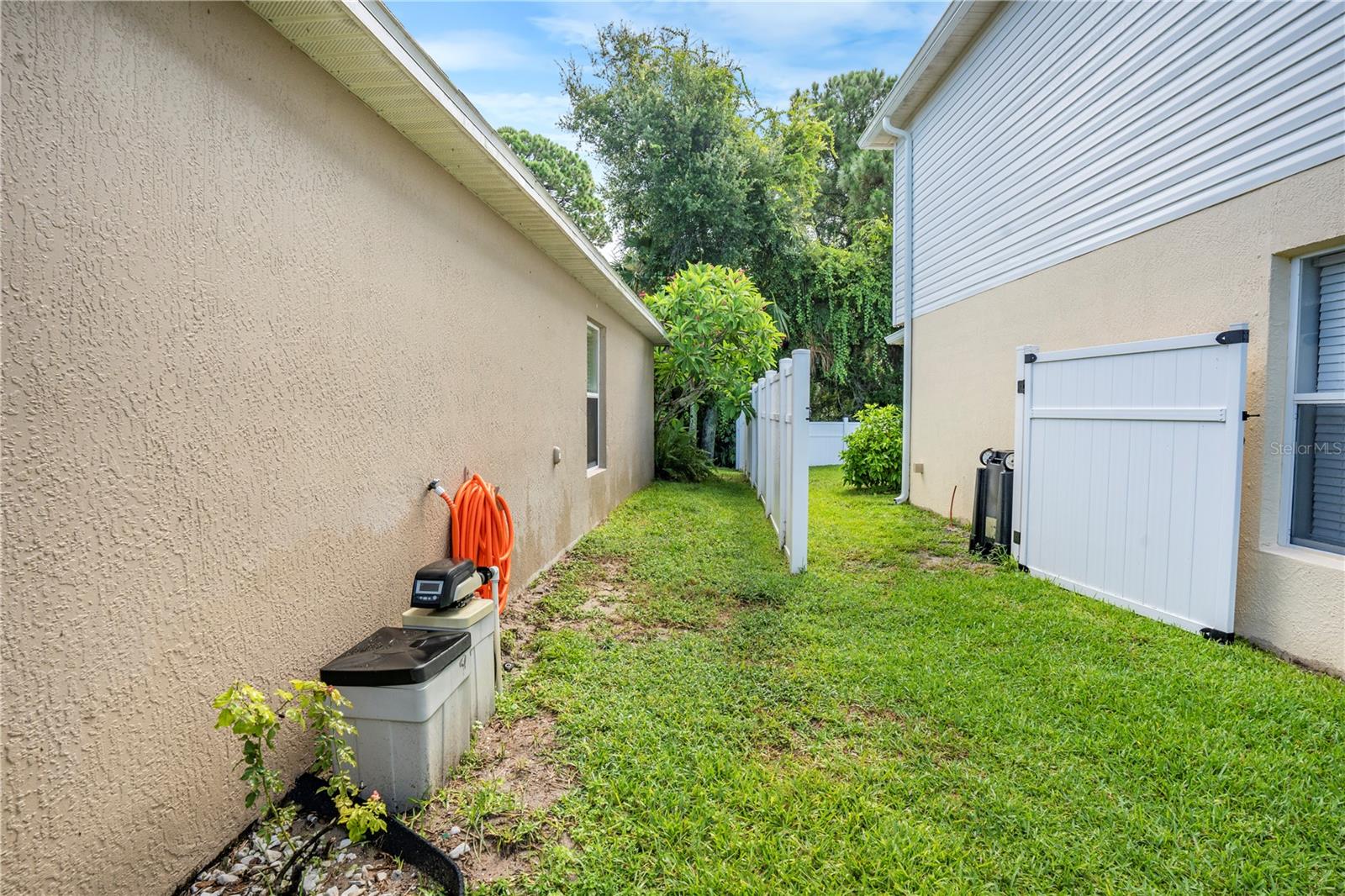 PLANTATION OAKS - Residential