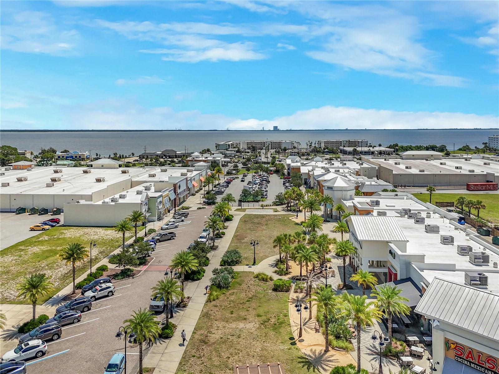 PLANTATION OAKS - Residential