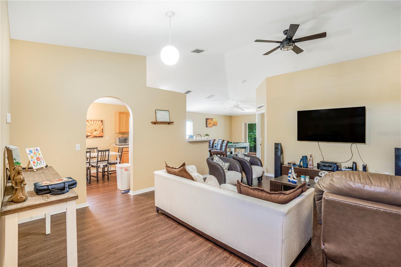 PLANTATION OAKS - Residential