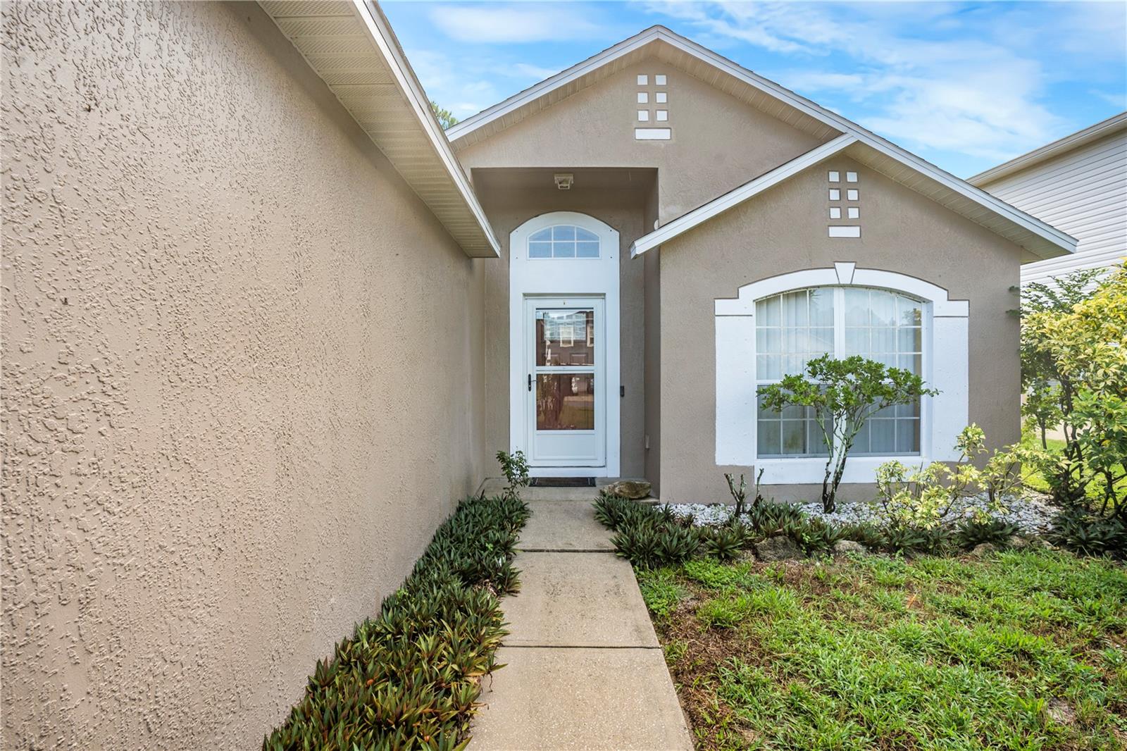 PLANTATION OAKS - Residential