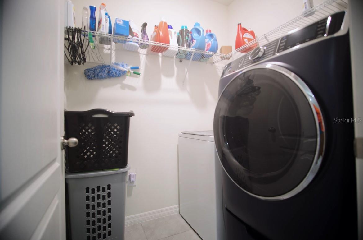 VICTORIA OAKS PH C - Residential