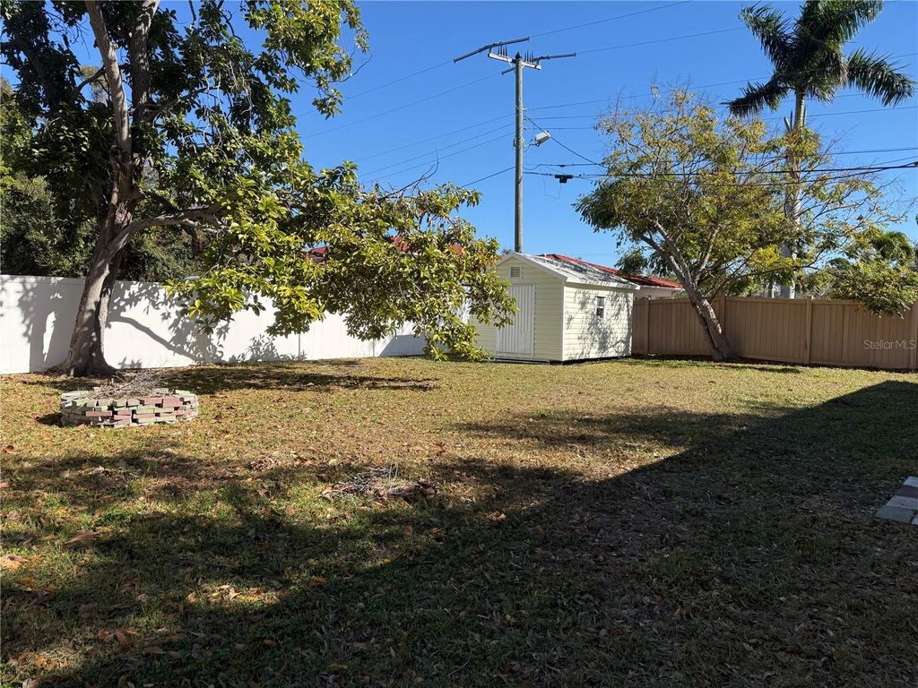 Photo of 4310 7th Avenue W, Bradenton, FL 34209 (MLS # A4680011)