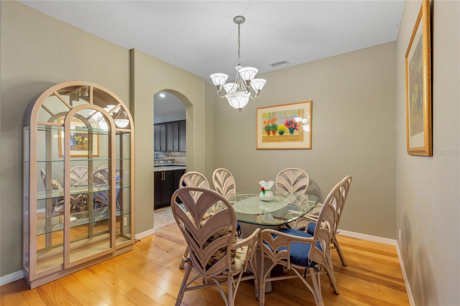 CYPRESS KNOLL - Residential