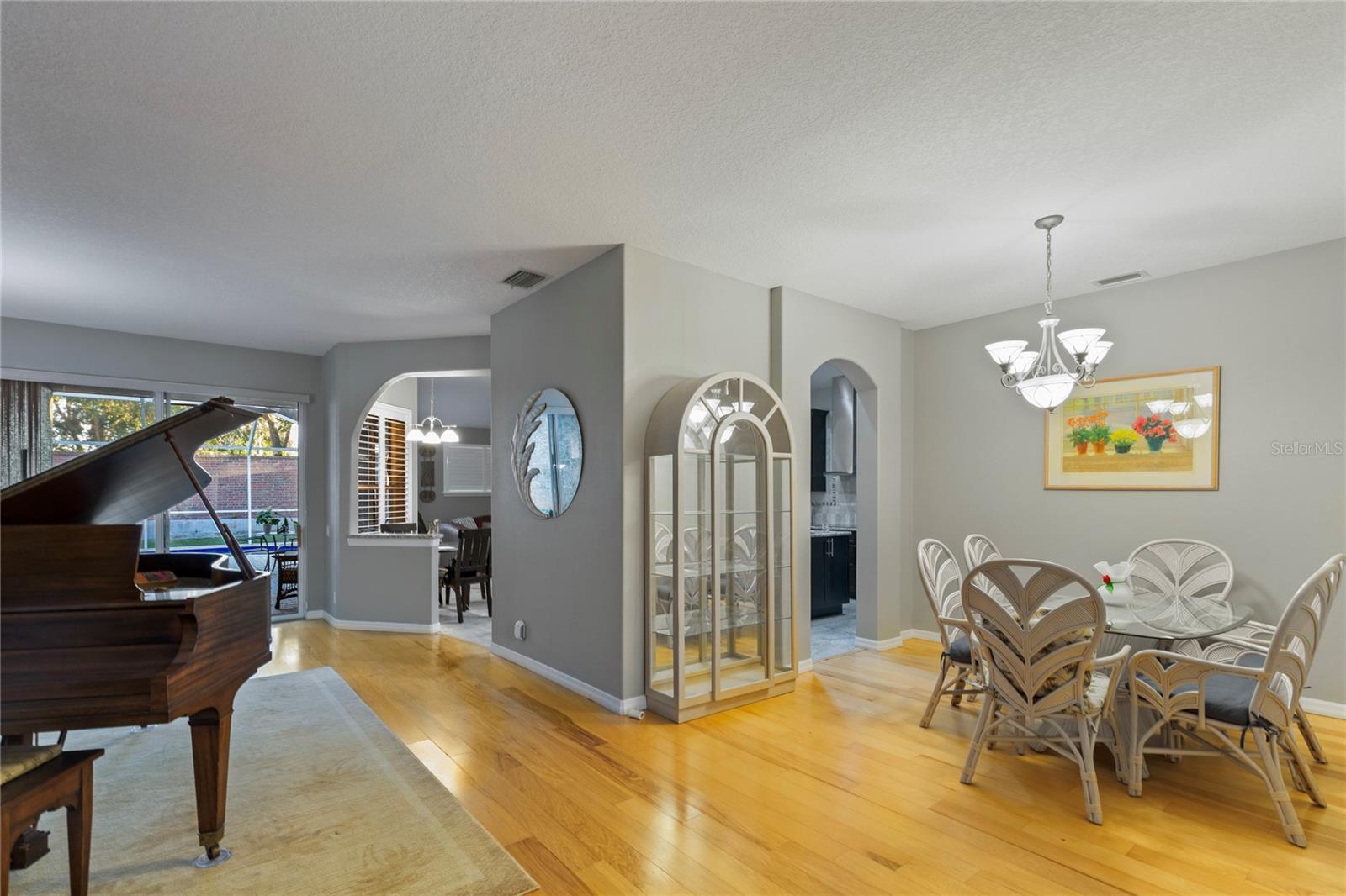 CYPRESS KNOLL - Residential