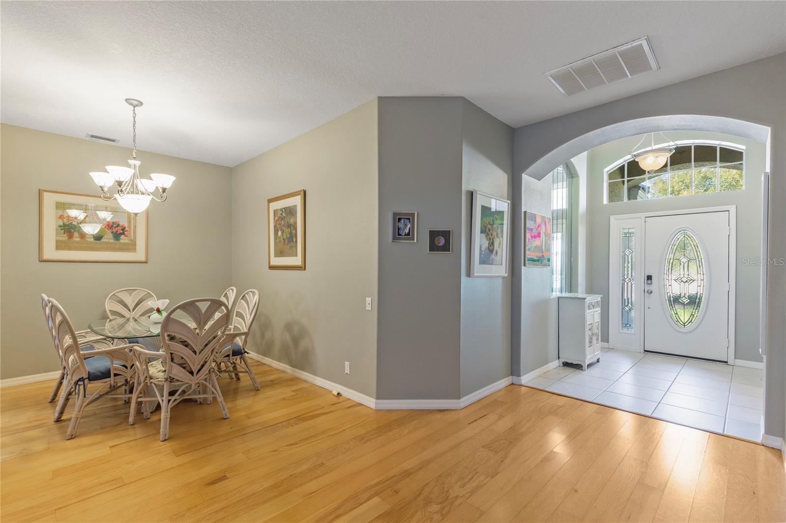 CYPRESS KNOLL - Residential