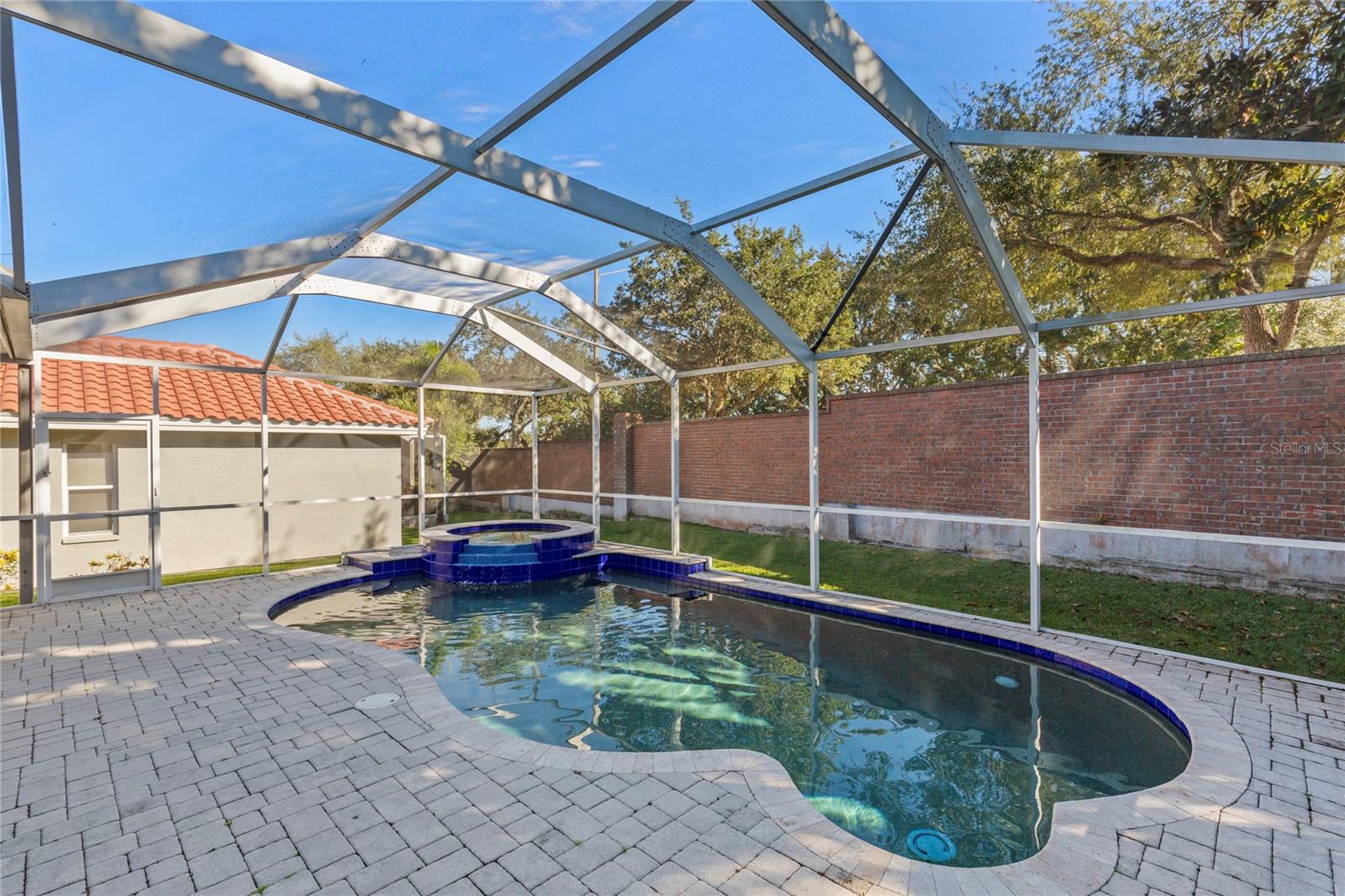 CYPRESS KNOLL - Residential