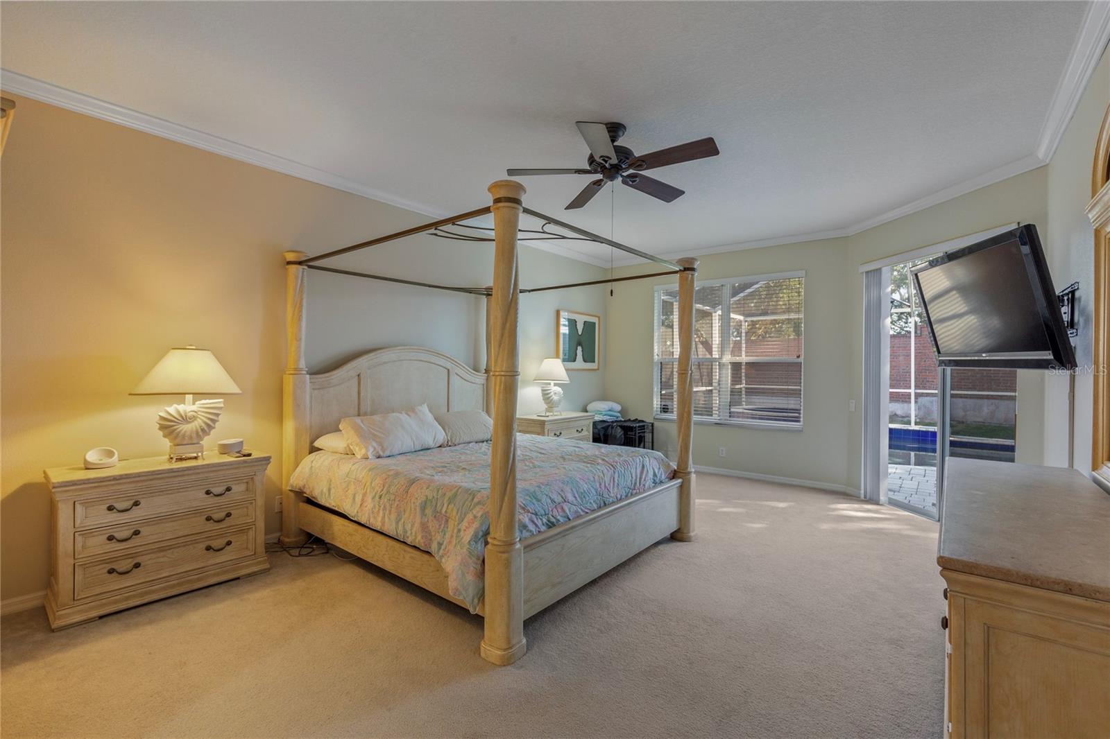 CYPRESS KNOLL - Residential