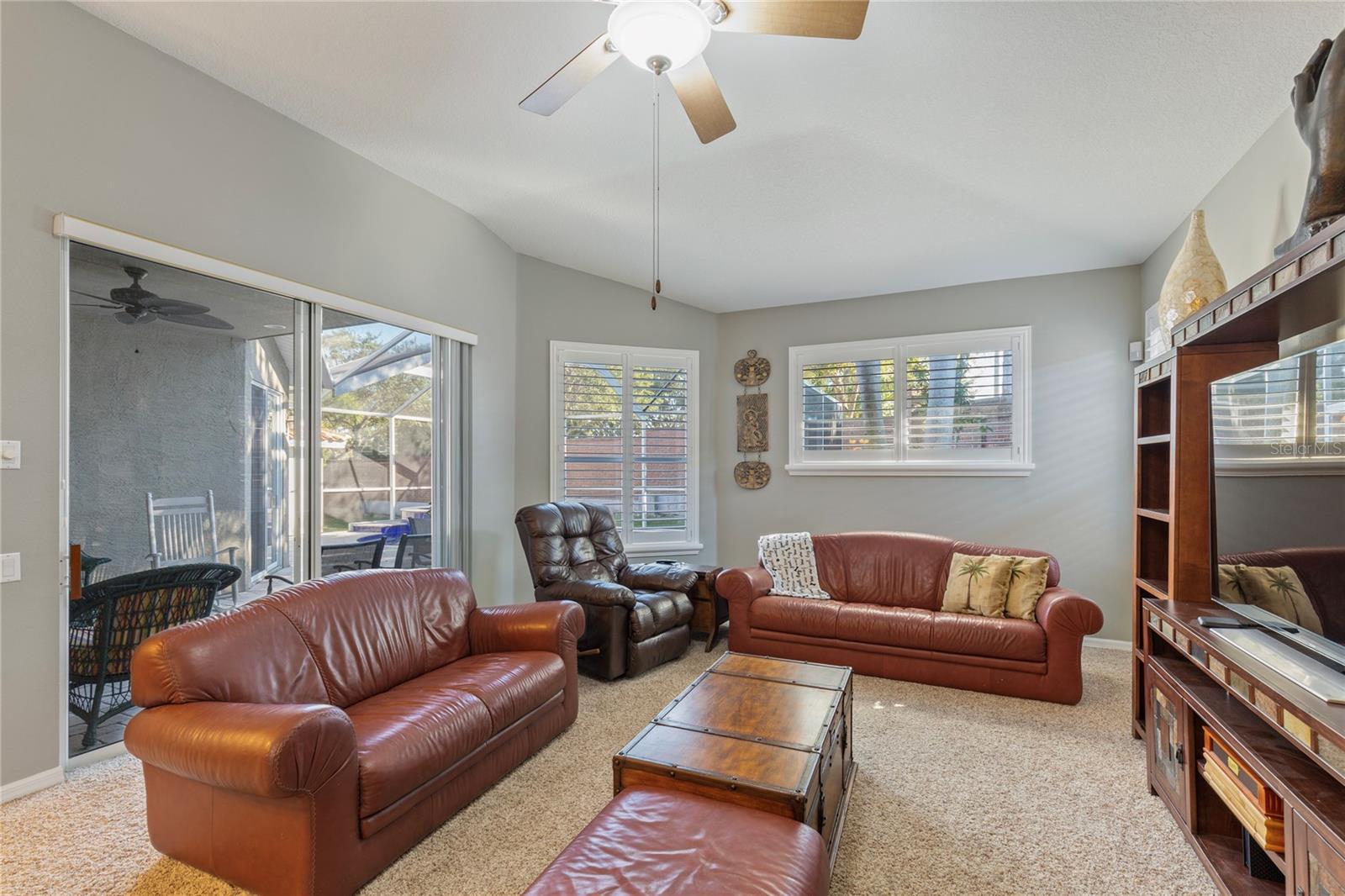 CYPRESS KNOLL - Residential