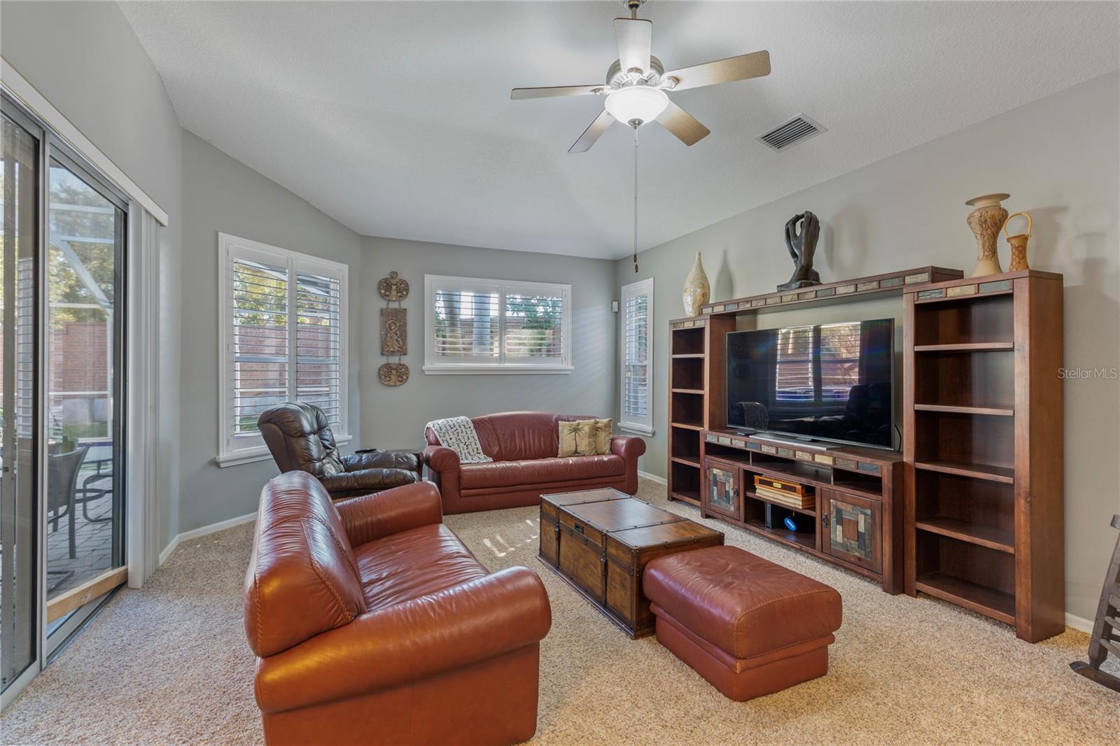 CYPRESS KNOLL - Residential