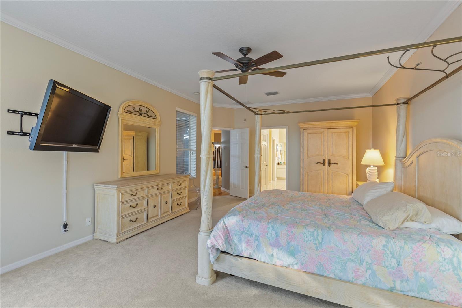 CYPRESS KNOLL - Residential