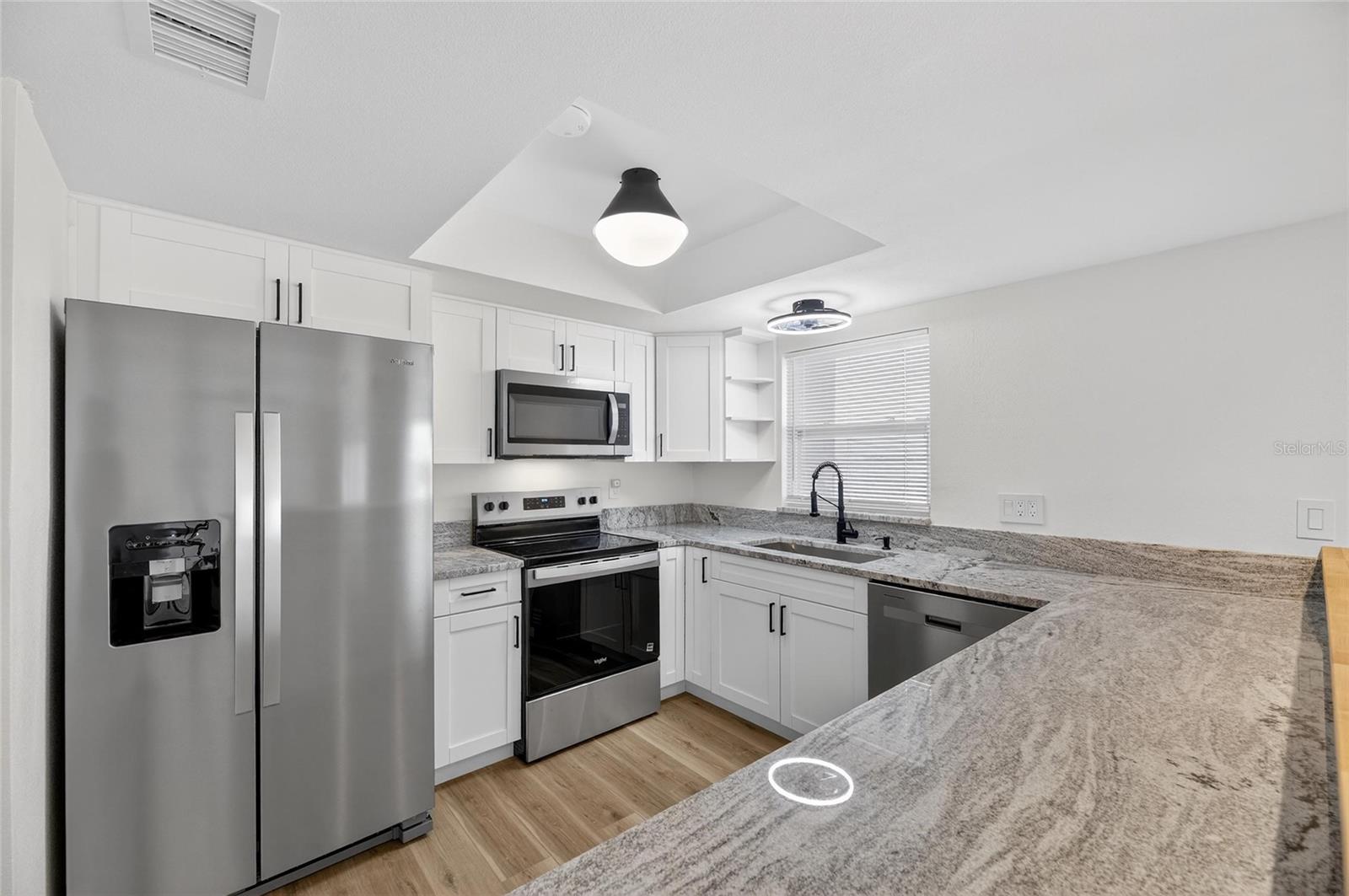 BAY POINTE CONDO - Residential