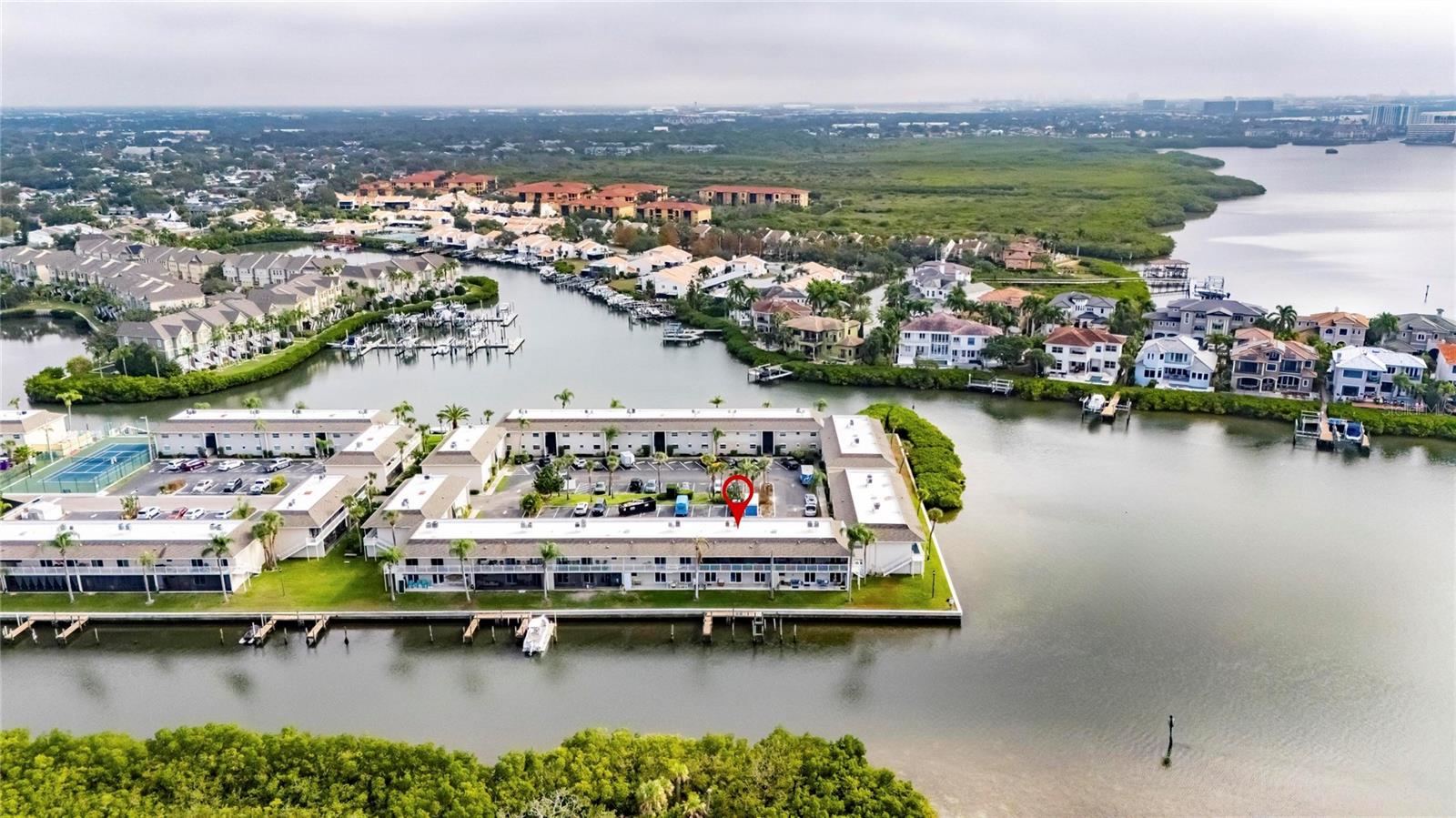 BAY POINTE CONDO - Residential