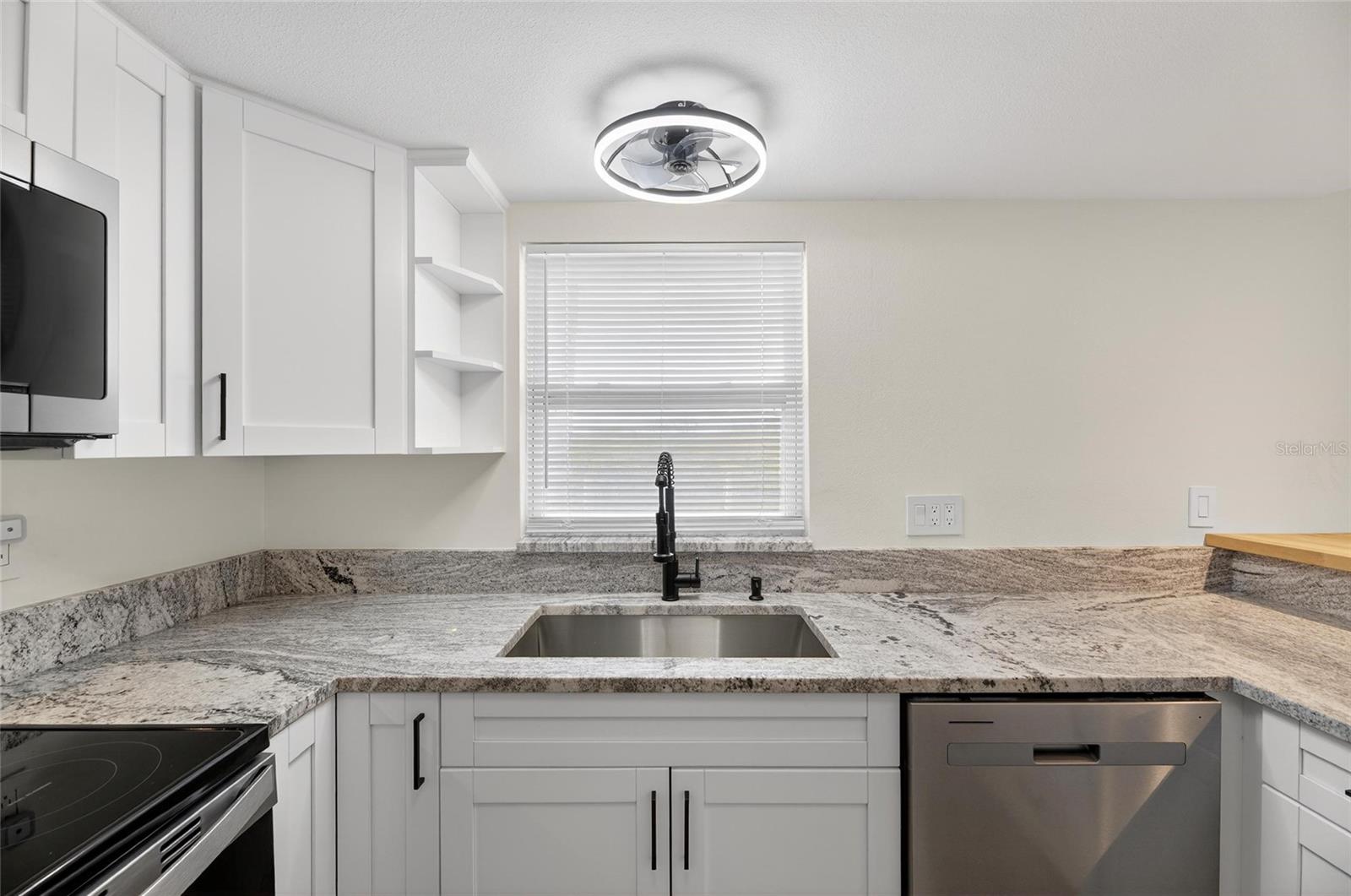 BAY POINTE CONDO - Residential