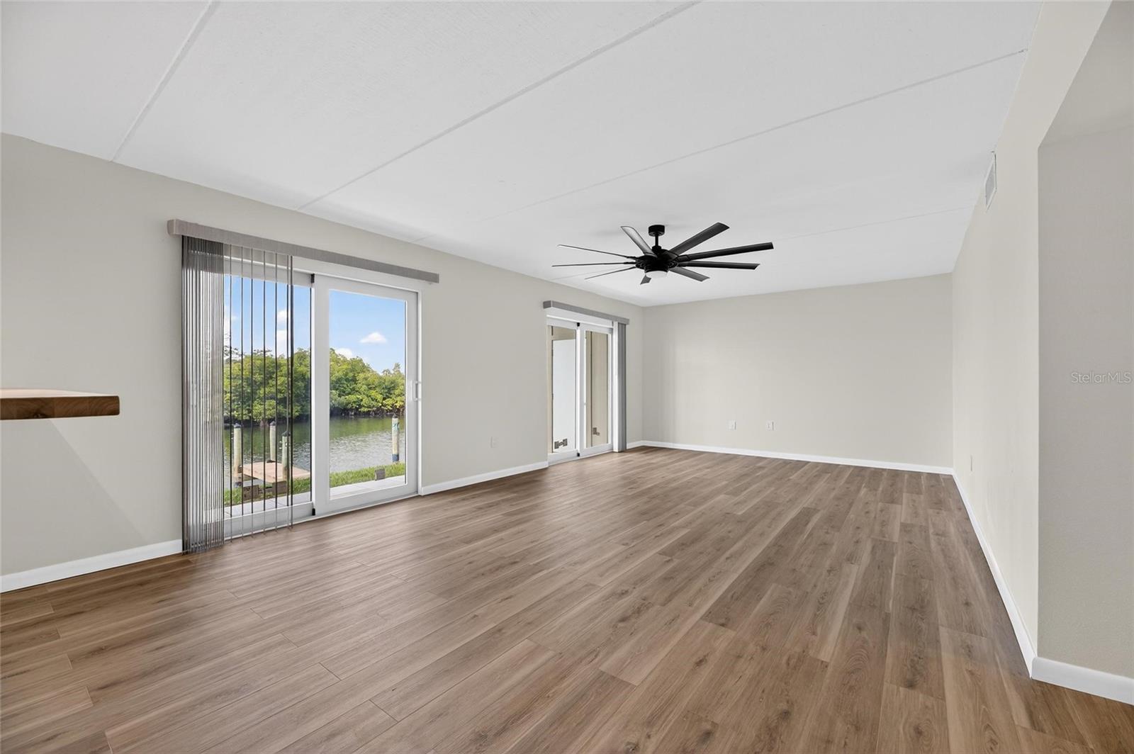 BAY POINTE CONDO - Residential