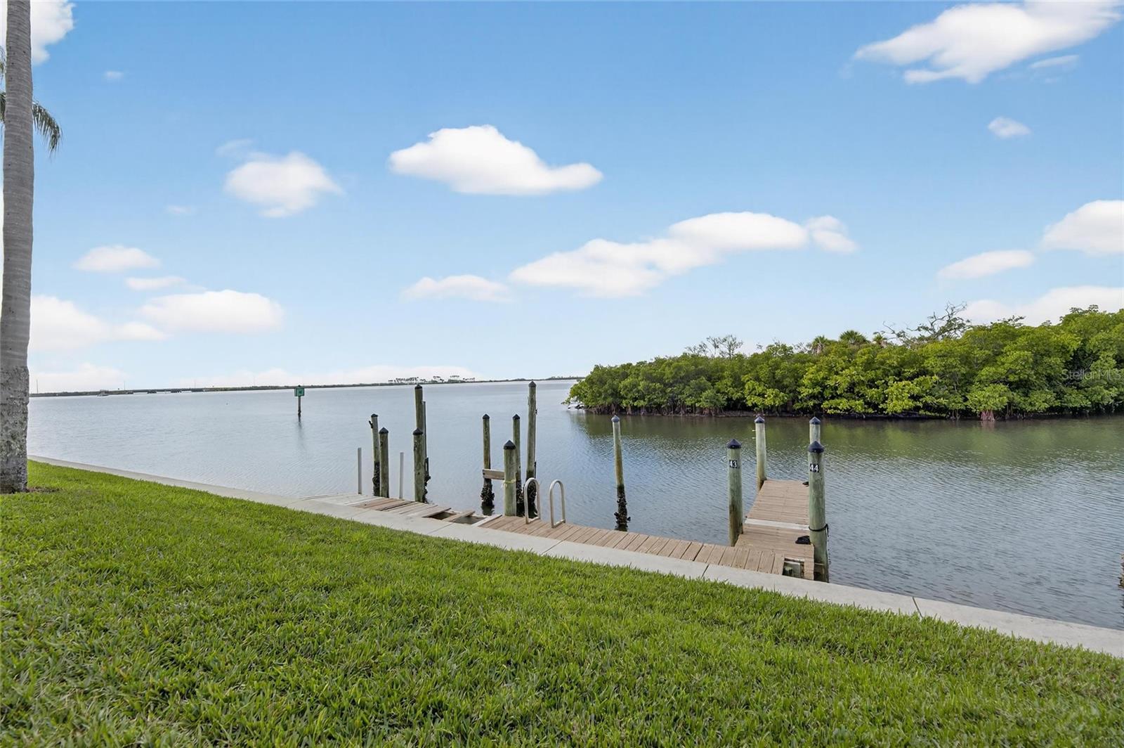 BAY POINTE CONDO - Residential