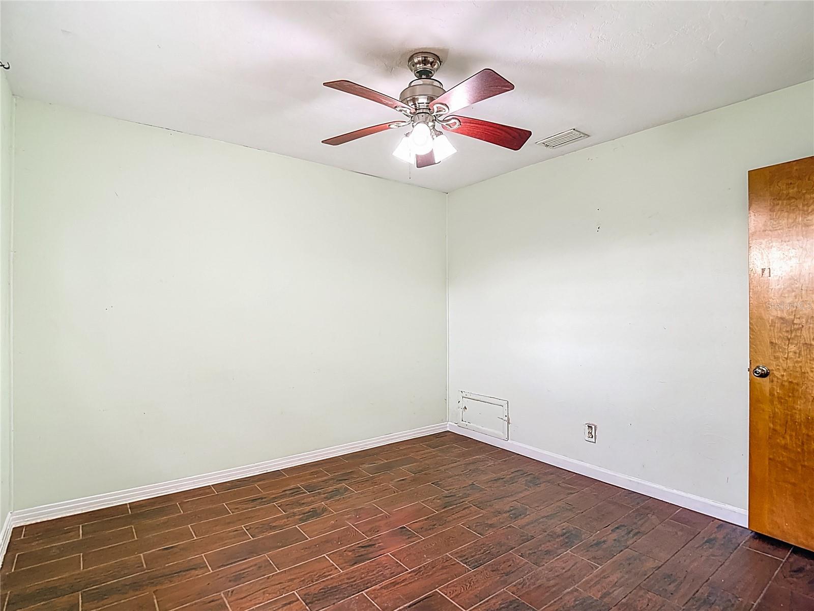 MEADOWS ESTATES - Residential